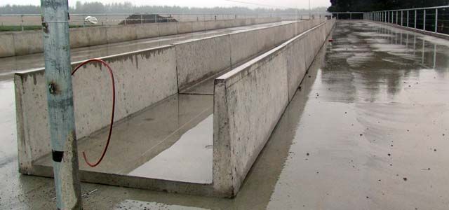 Feed Troughs Landing 3